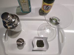 How to make a sencha saketini