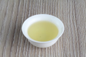 Miyazaki Sabo Saemidori oolong brewed